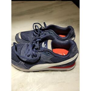 Puma Vista jr Soft Foam  369539-02 Us Size 5C Great condition!!‎